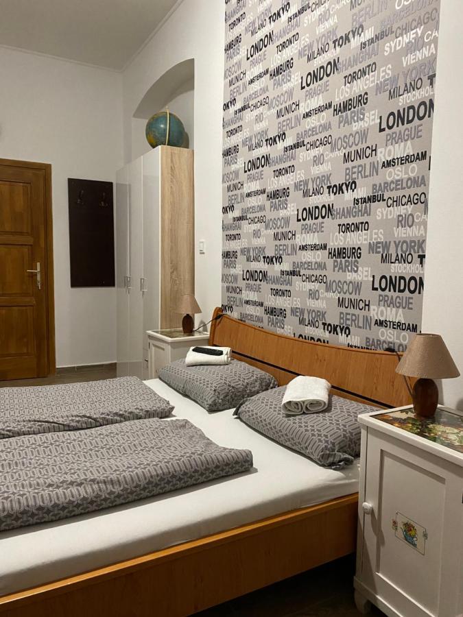 Anna Apartman Pápa Exterior foto